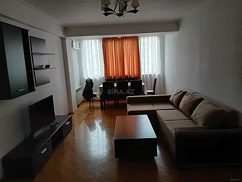 Kirayə verilir 3 otaqlı mənzil 80 m² — Bakı, Xətai m/s yanı 3 otaq 80.00 m²