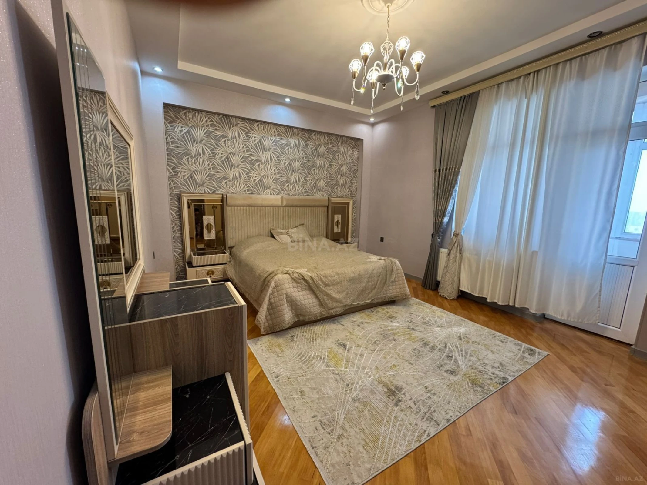 Satılır 3 otaqlı mənzil 96 m²