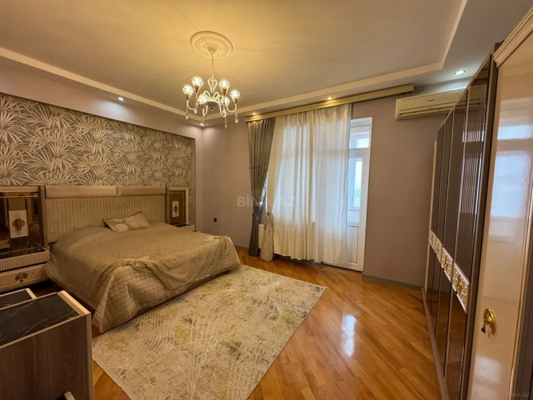 Satılır 3 otaqlı mənzil 96 m²
