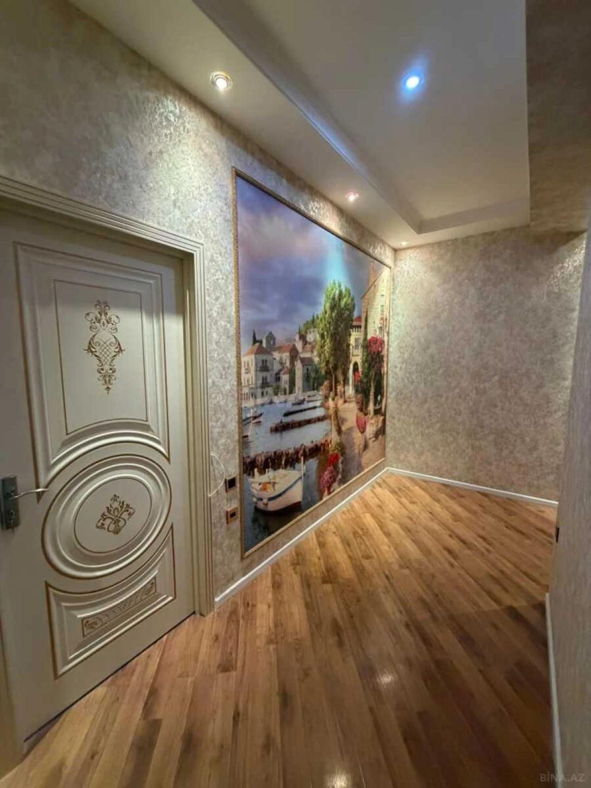 Satılır 2 otaqlı mənzil 69.9 m²