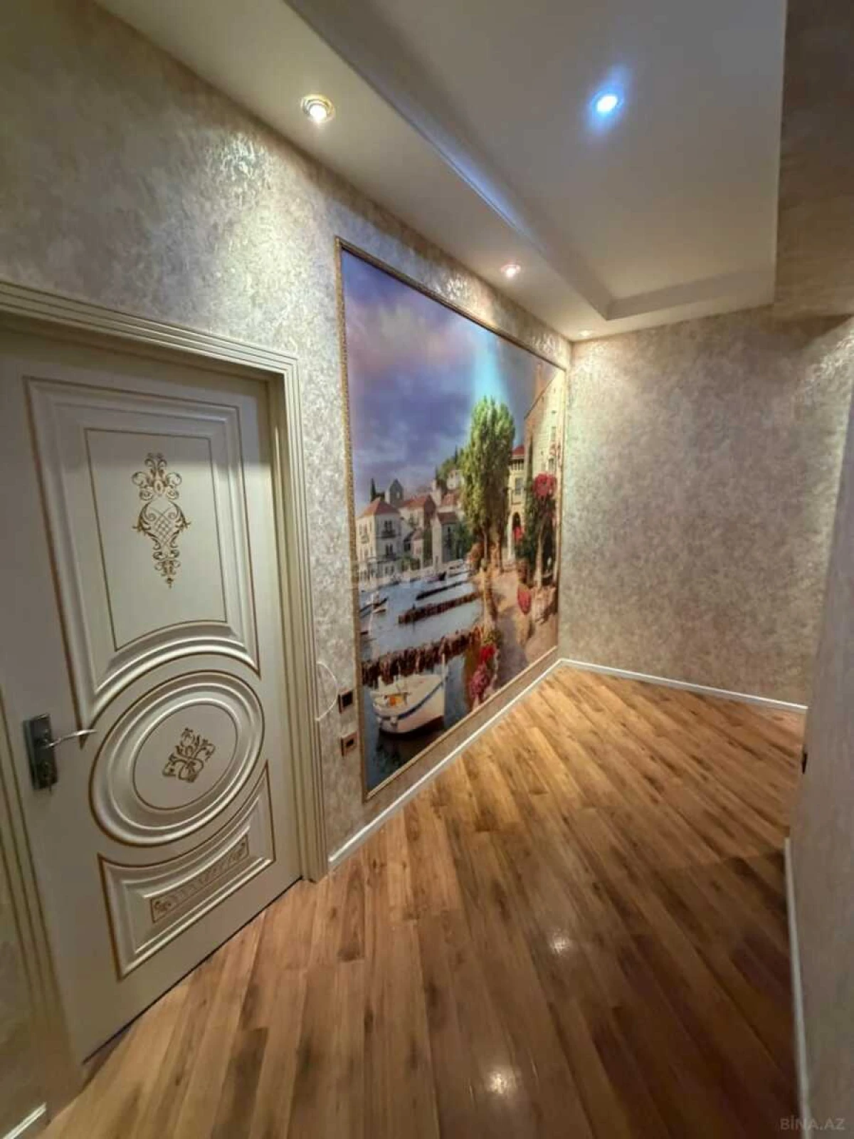 Satılır 2 otaqlı mənzil 69.9 m²