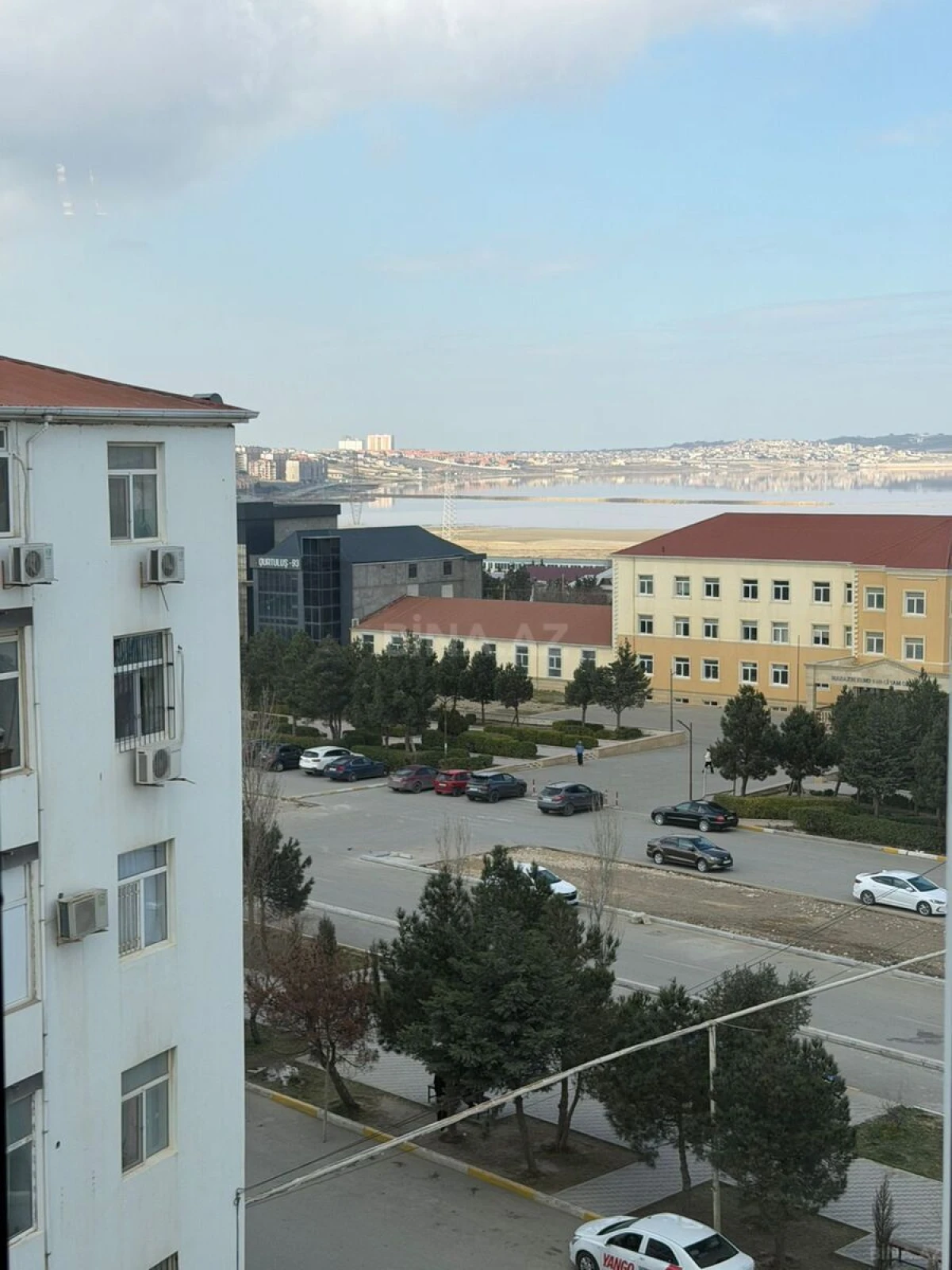 Satılır 3 otaqlı mənzil 73 m²