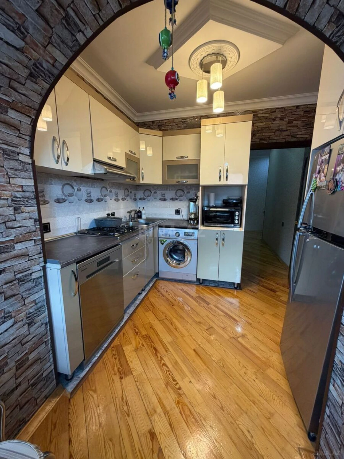 Satılır 3 otaqlı mənzil 73 m²