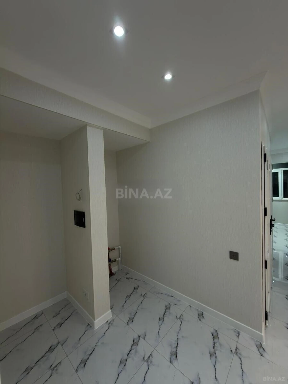 Satılır 2 otaqlı mənzil 60 m²