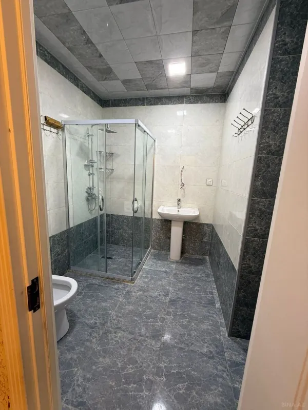 Kirayə verilir 2 otaqlı mənzil 60 m²