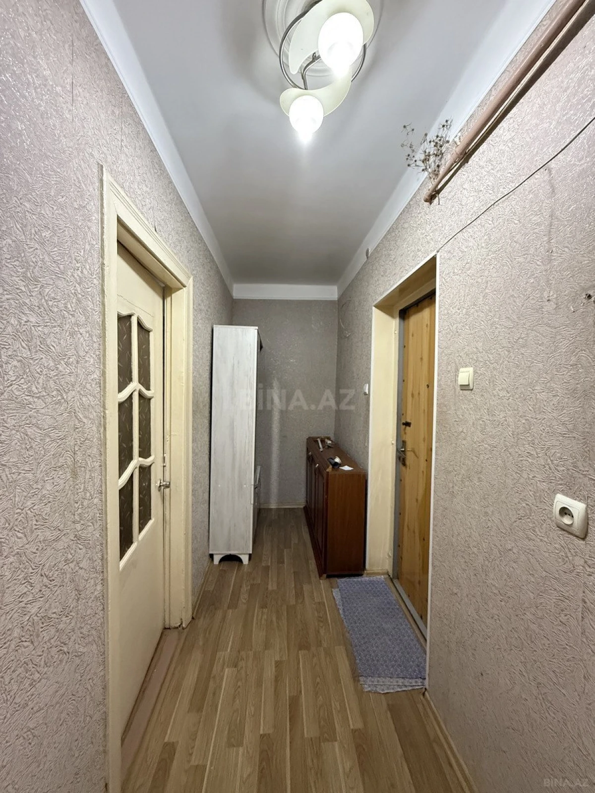 Kirayə verilir 2 otaqlı mənzil 70 m²