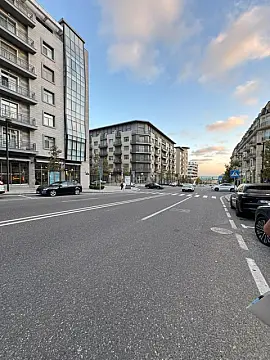 Satılır 10 otaqlı mənzil 750 m²