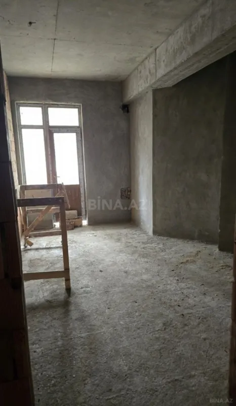 Satılır 3 otaqlı mənzil 128 m²