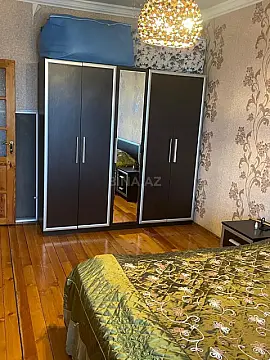 Satılır 4 otaqlı mənzil 100 m²