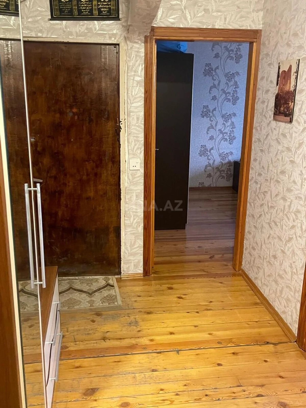 Satılır 4 otaqlı mənzil 100 m²