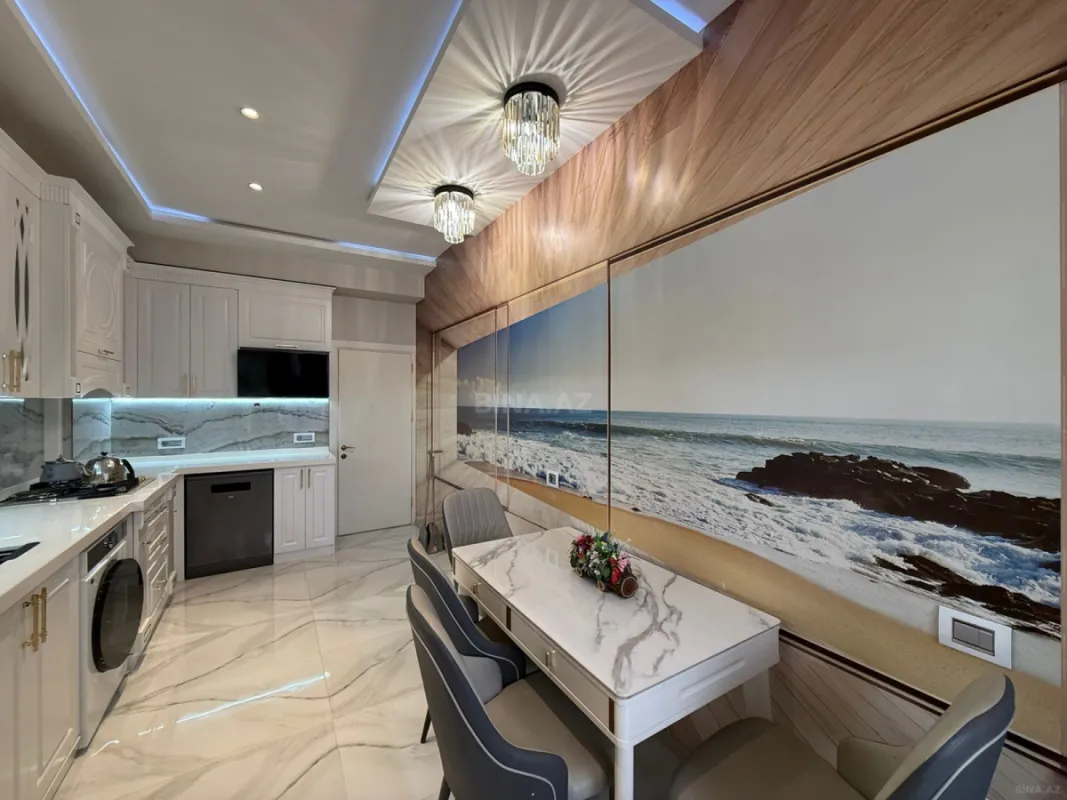 Satılır 3 otaqlı mənzil 126 m²