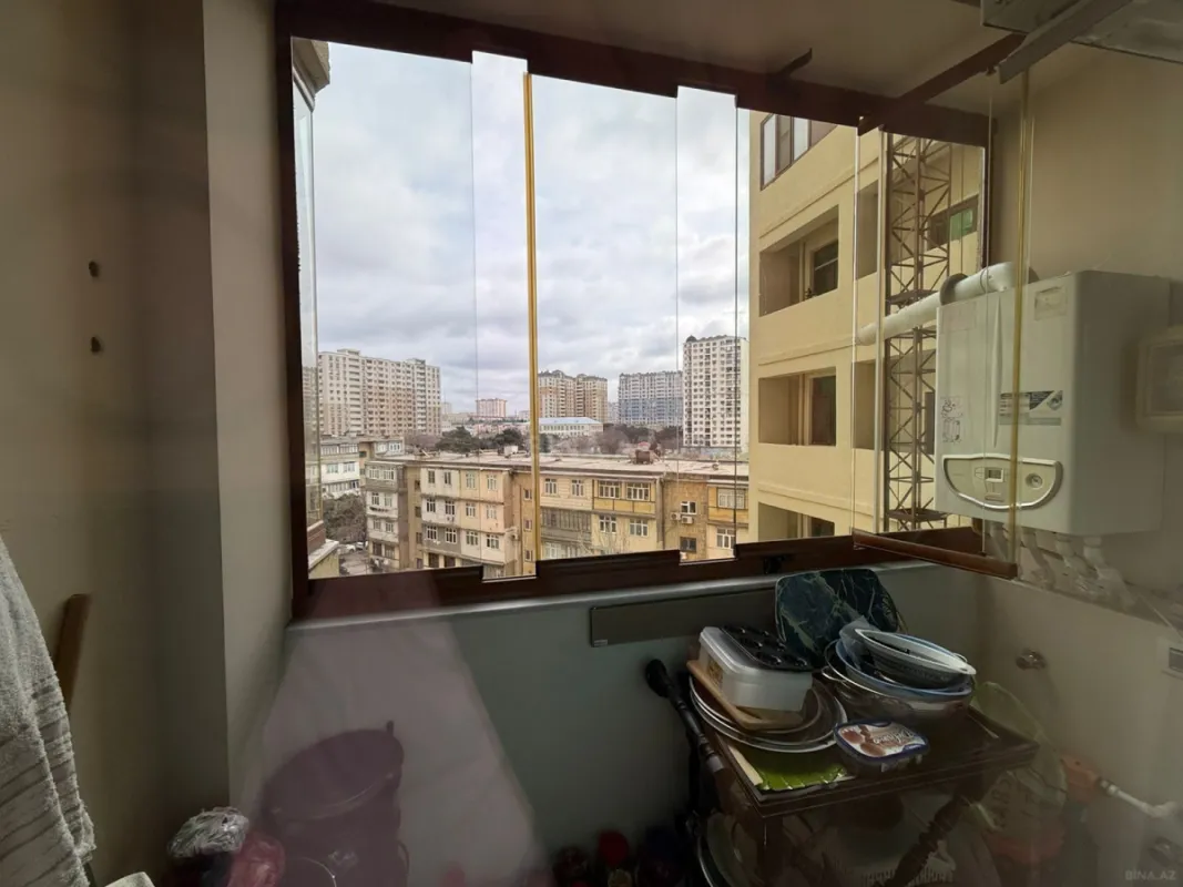 Satılır 3 otaqlı mənzil 126 m²