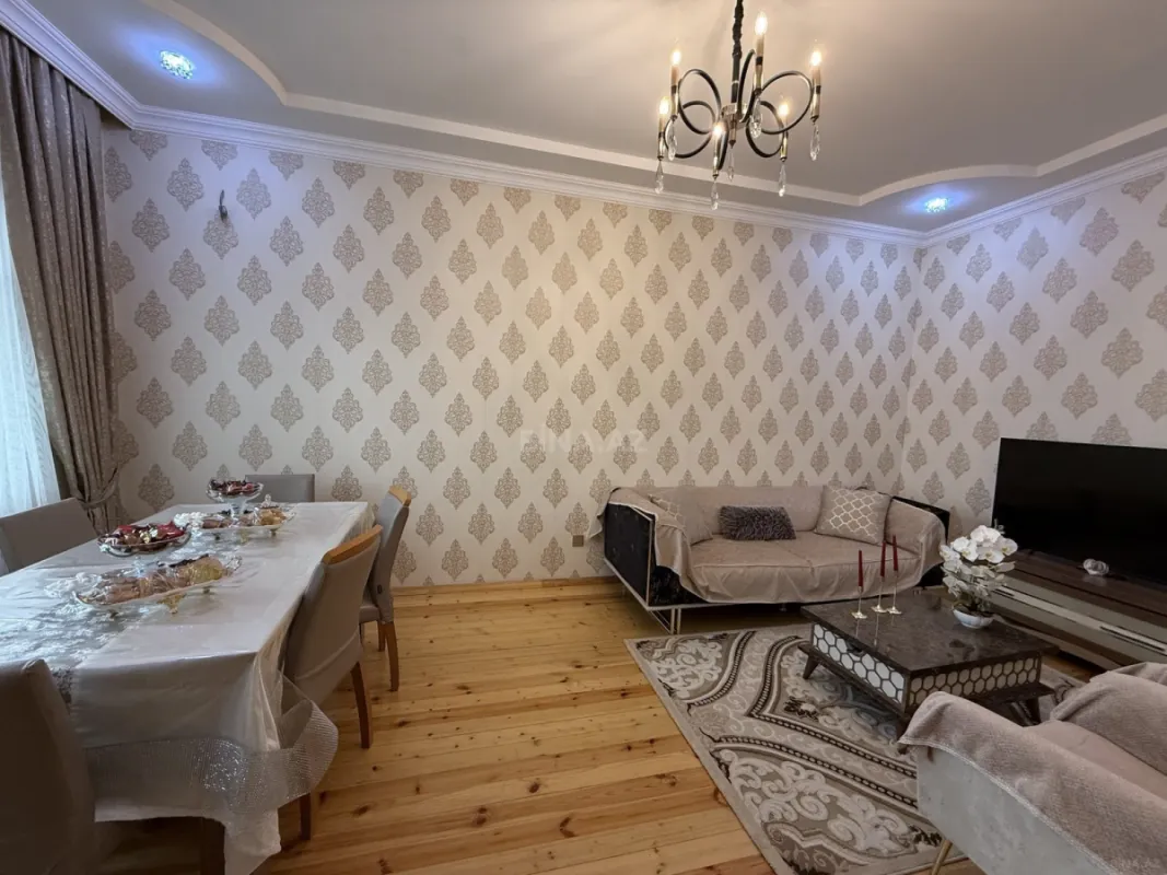 Satılır 4 otaqlı həyət evi 147 m²