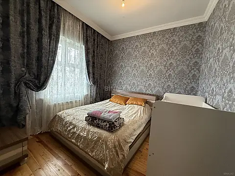 Satılır 4 otaqlı həyət evi 147 m²