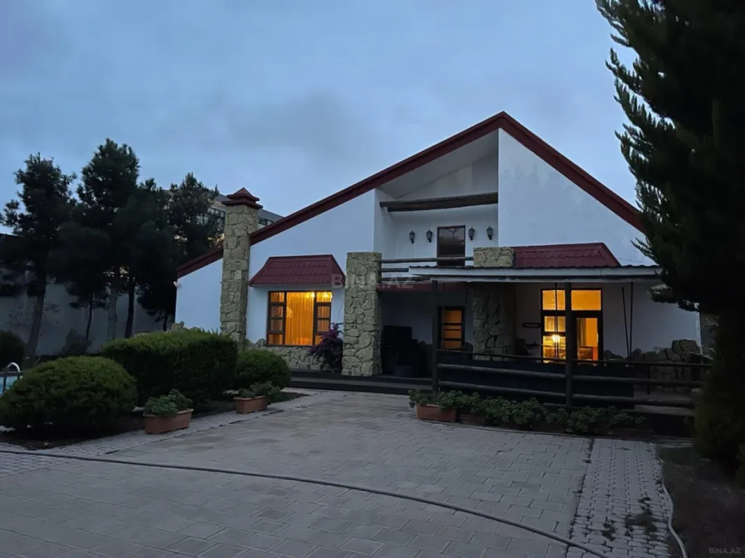 Satılır 6 otaqlı həyət evi 250 m²