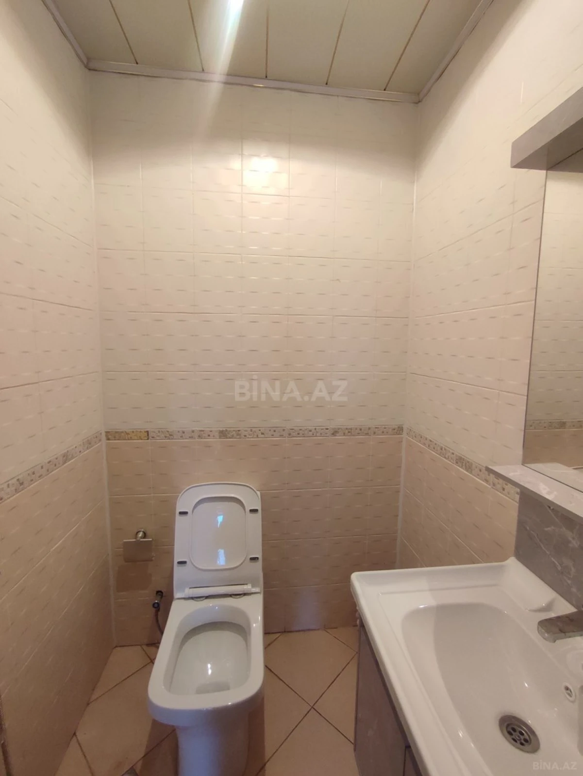 Satılır 3 otaqlı mənzil 104 m²