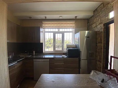 Satılır 3 otaqlı mənzil 65 m²