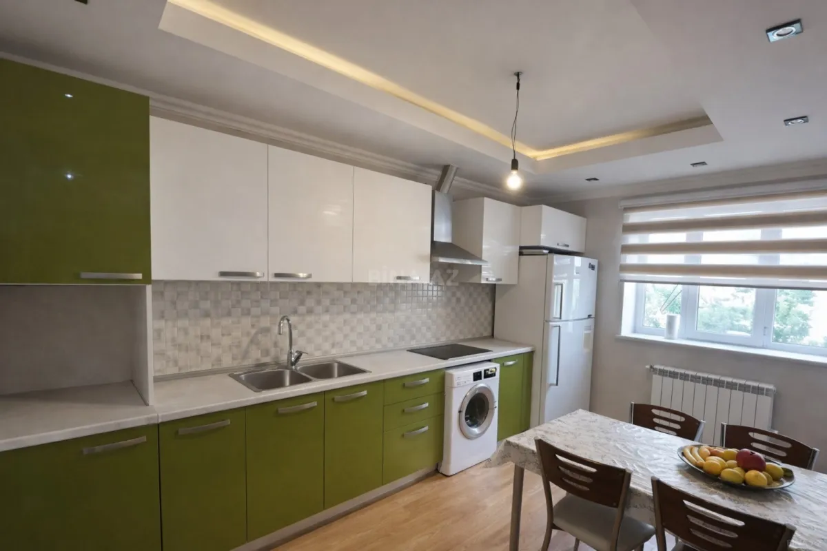 Satılır 3 otaqlı mənzil 95 m²
