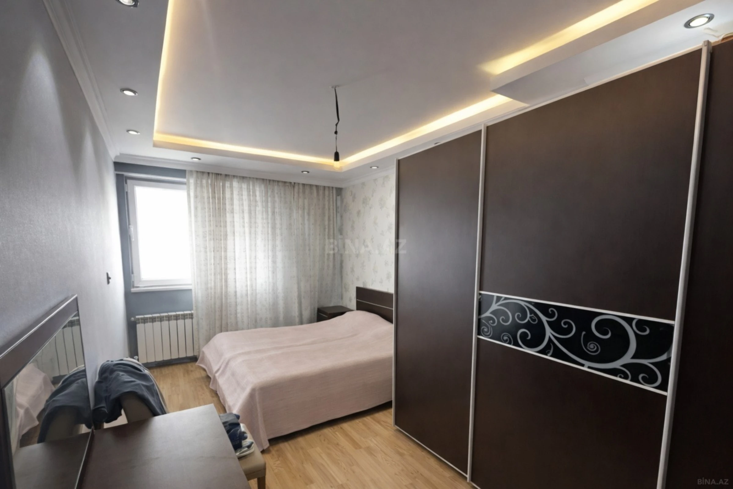 Satılır 3 otaqlı mənzil 95 m²