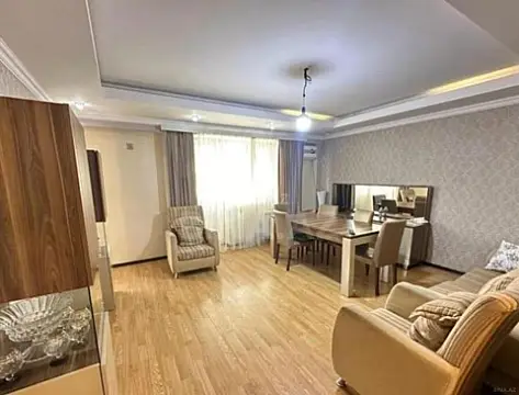 Satılır 3 otaqlı mənzil 95 m²
