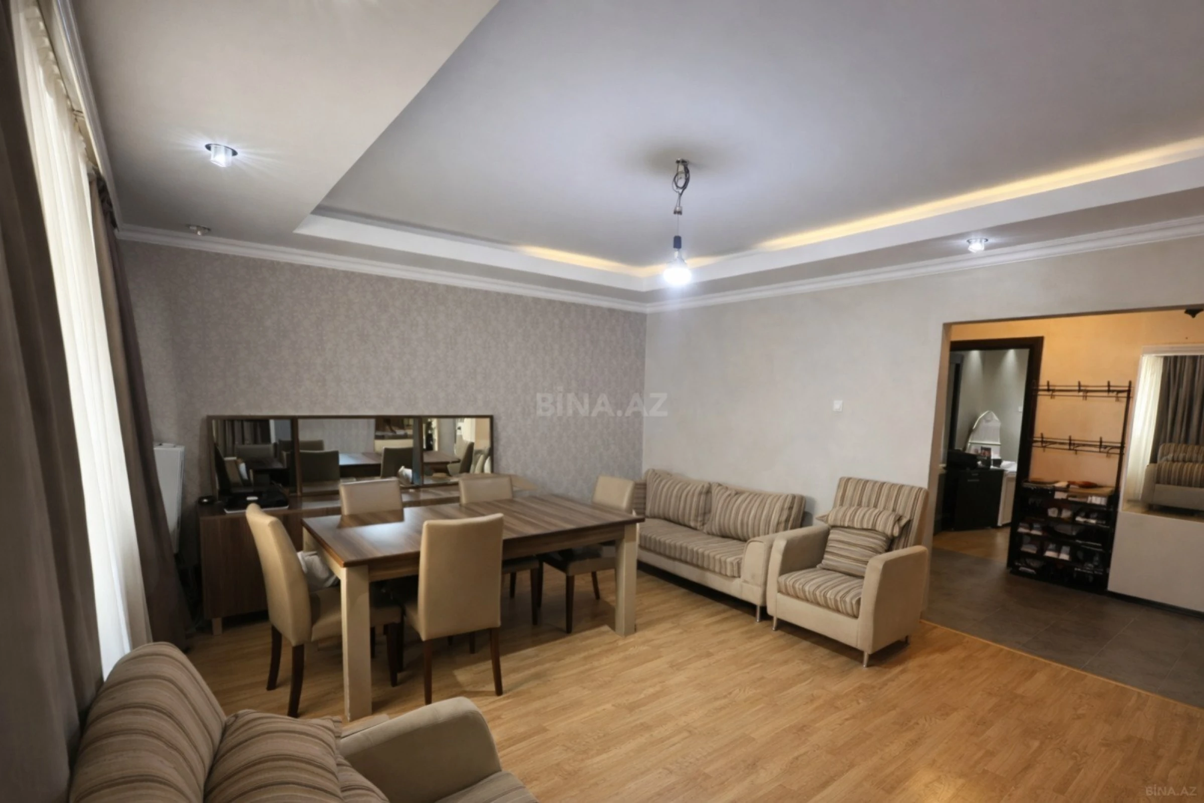 Satılır 3 otaqlı mənzil 95 m²