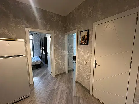 Satılır 2 otaqlı mənzil 70 m²