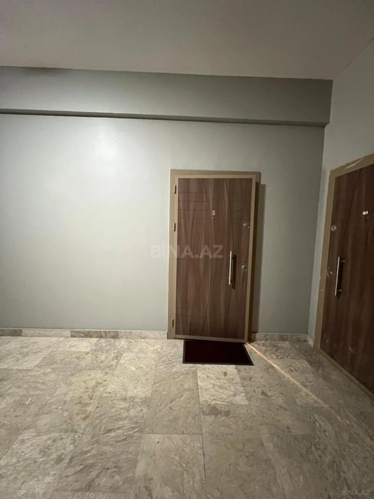 Satılır 2 otaqlı mənzil 70 m²