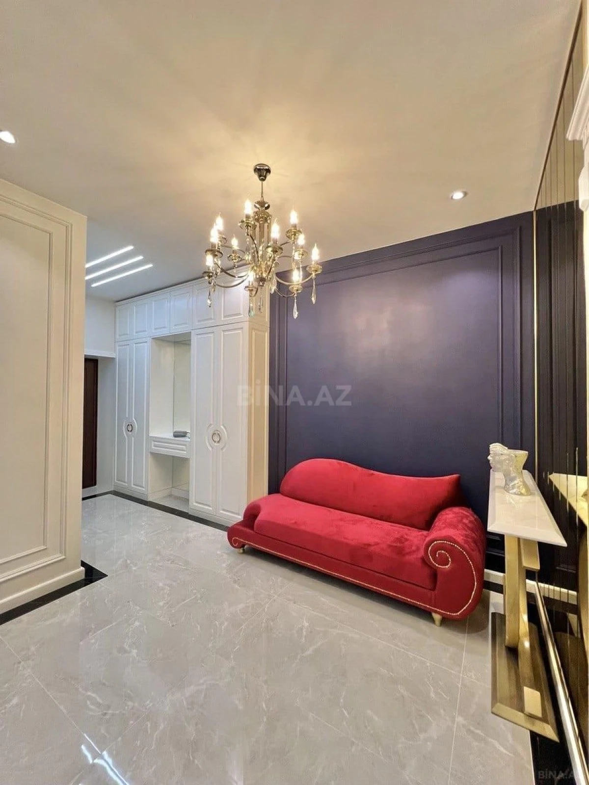 Satılır 2 otaqlı mənzil 70 m²