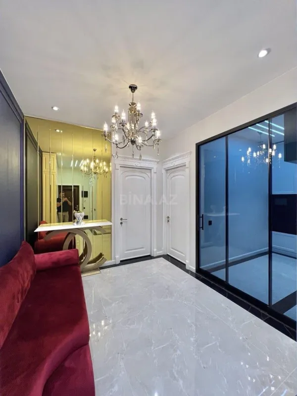 Satılır 2 otaqlı mənzil 70 m²