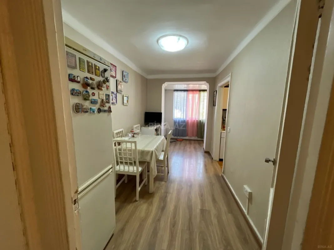 Satılır 4 otaqlı mənzil 115 m²