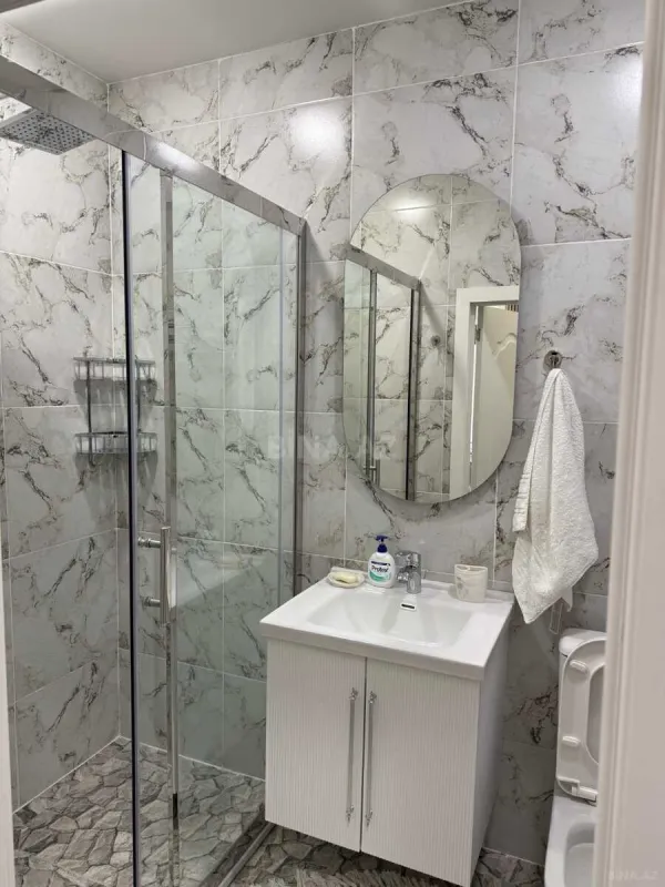 Kirayə verilir 2 otaqlı mənzil 58 m²