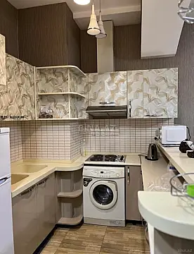 Kirayə verilir 2 otaqlı mənzil 72 m²