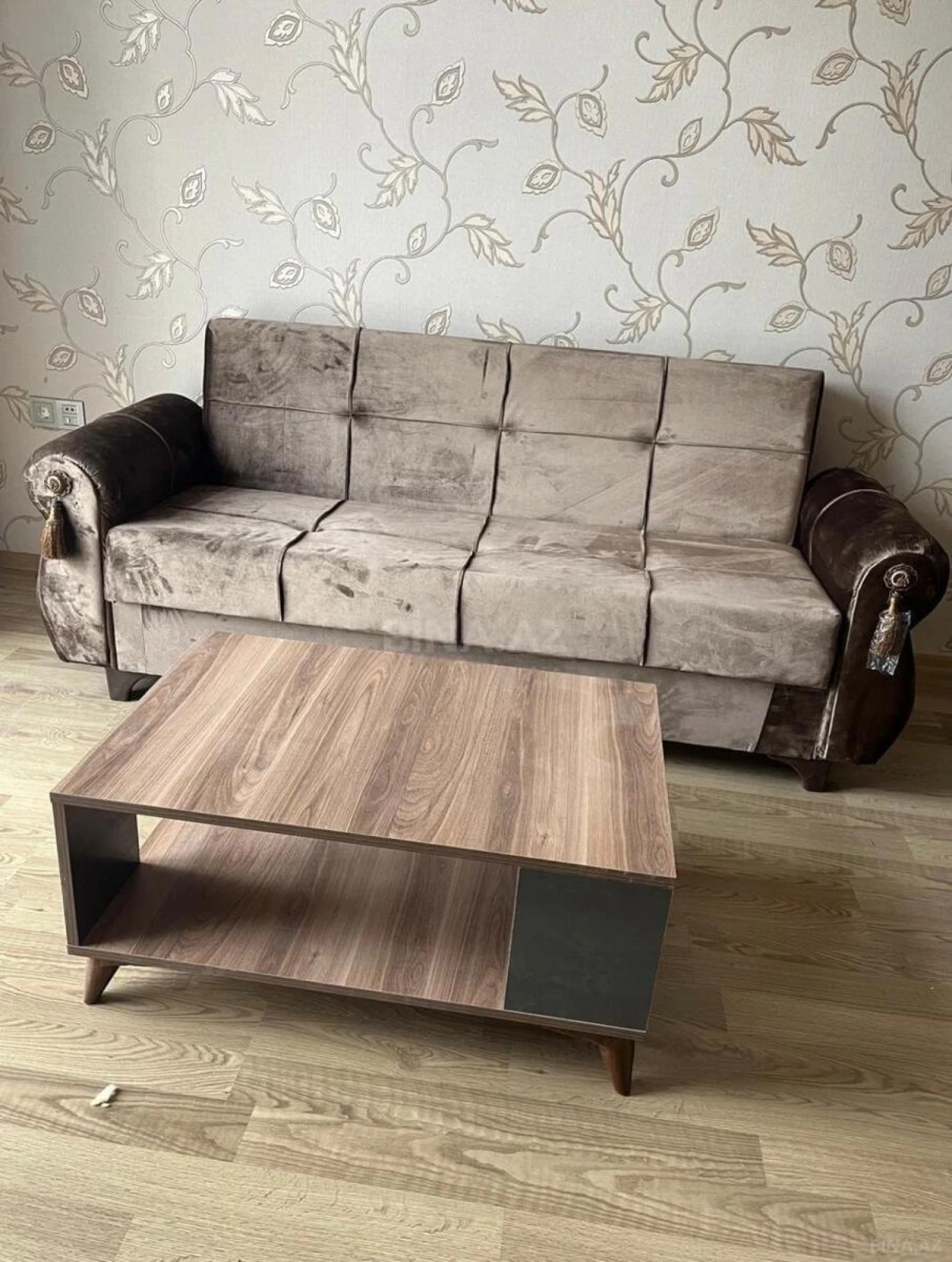 Kirayə verilir 2 otaqlı mənzil 72 m²