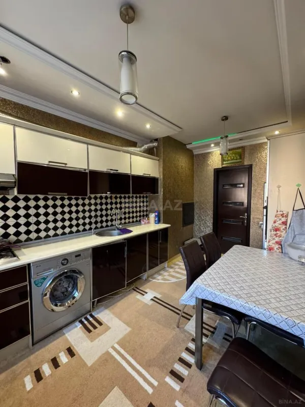 Satılır 3 otaqlı mənzil 125 m²