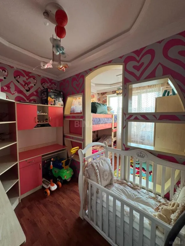 Satılır 3 otaqlı mənzil 125 m²