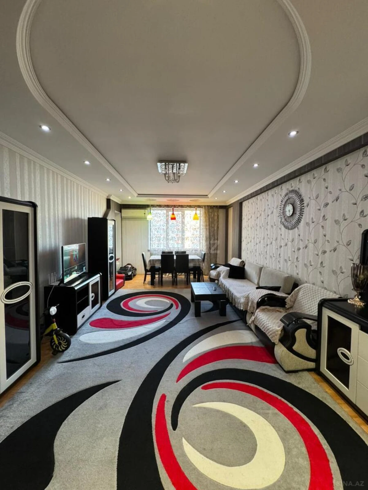 Satılır 3 otaqlı mənzil 125 m²