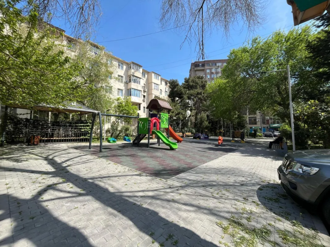 Satılır 2 otaqlı mənzil 35 m²