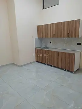 Satılır obyekt 300 m²