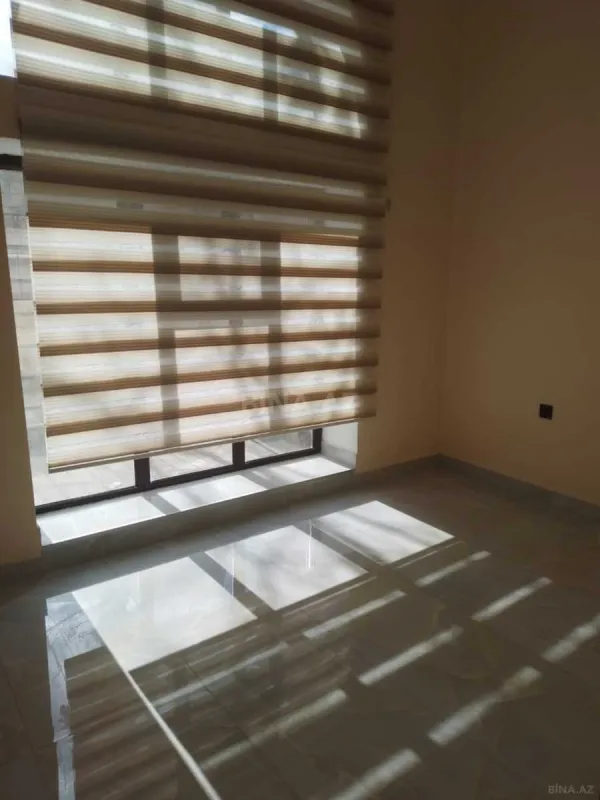 Satılır obyekt 300 m²