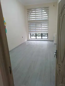 Satılır obyekt 300 m²