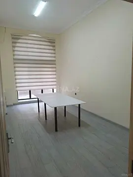 Satılır obyekt 300 m²