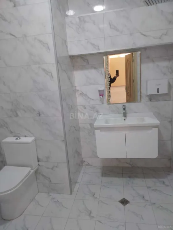 Satılır obyekt 300 m²