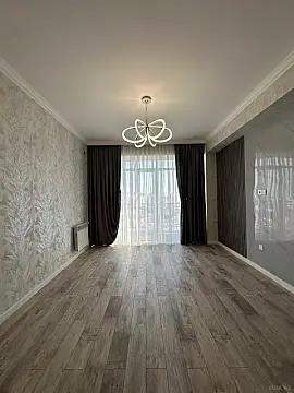 Satılır 2 otaqlı mənzil 75 m²