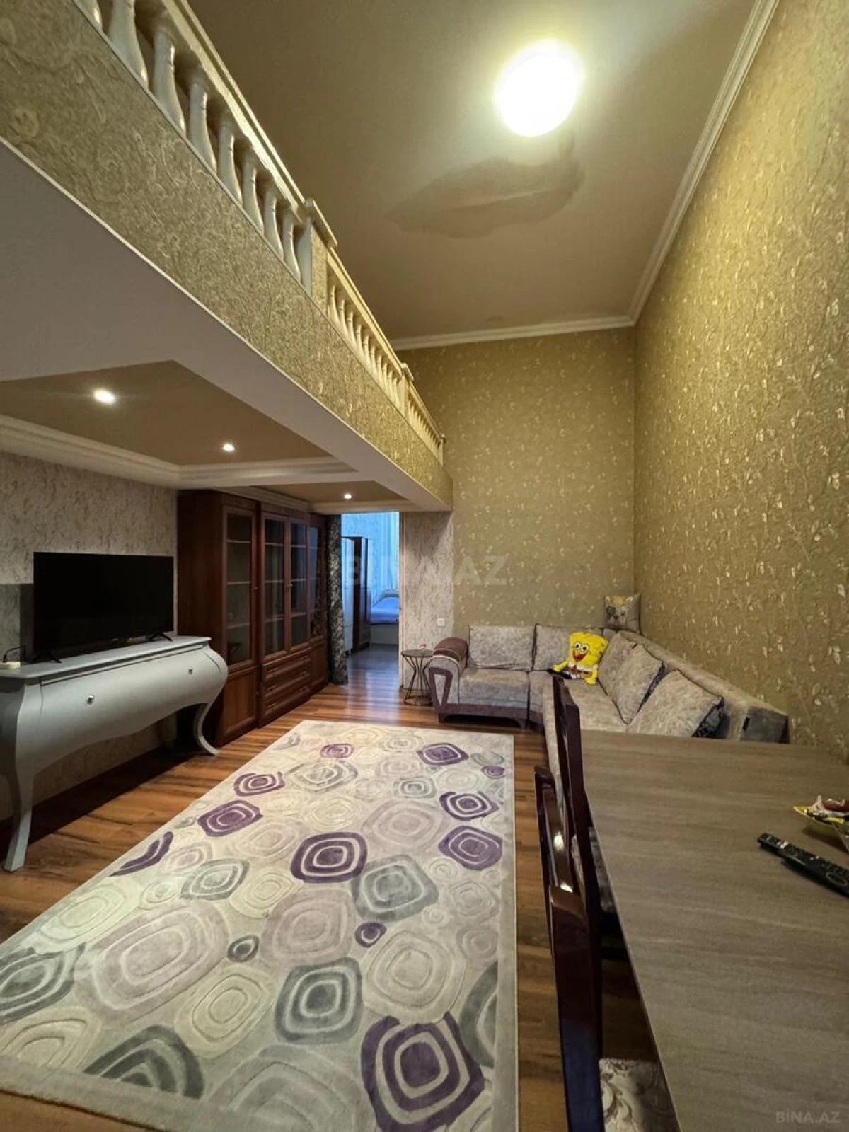 Kirayə verilir 2 otaqlı mənzil 70 m²