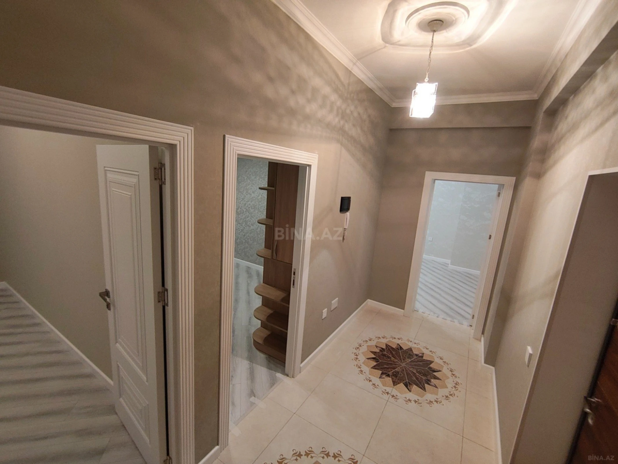 Satılır 2 otaqlı mənzil 65 m²