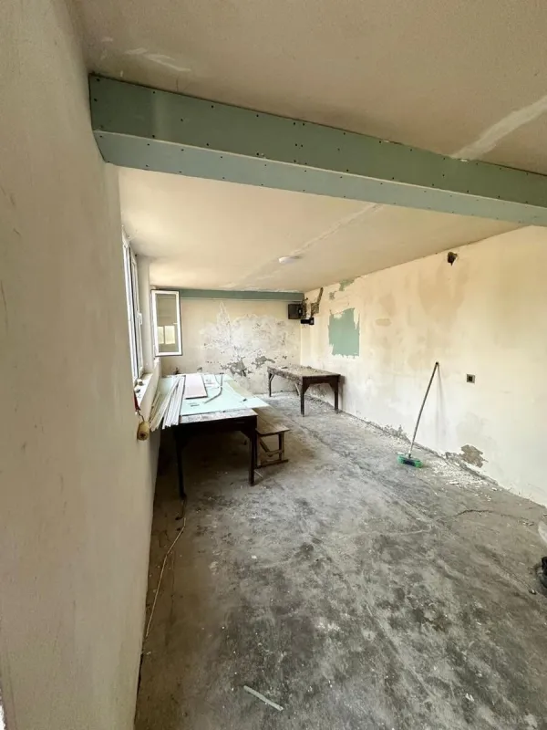 Satılır 5 otaqlı həyət evi 200 m²