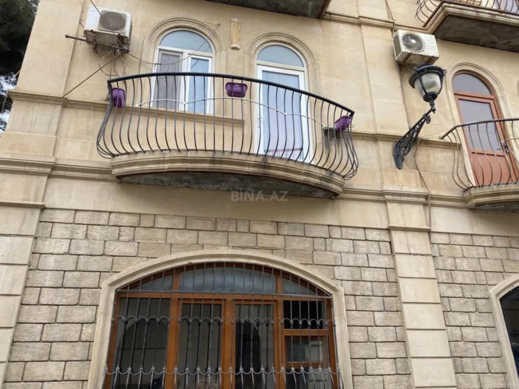 Kirayə verilir 2 otaqlı mənzil 70 m²