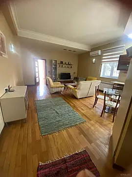 Kirayə verilir 2 otaqlı mənzil 70 m²