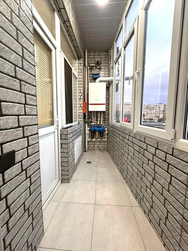 Satılır 3 otaqlı mənzil 140 m²