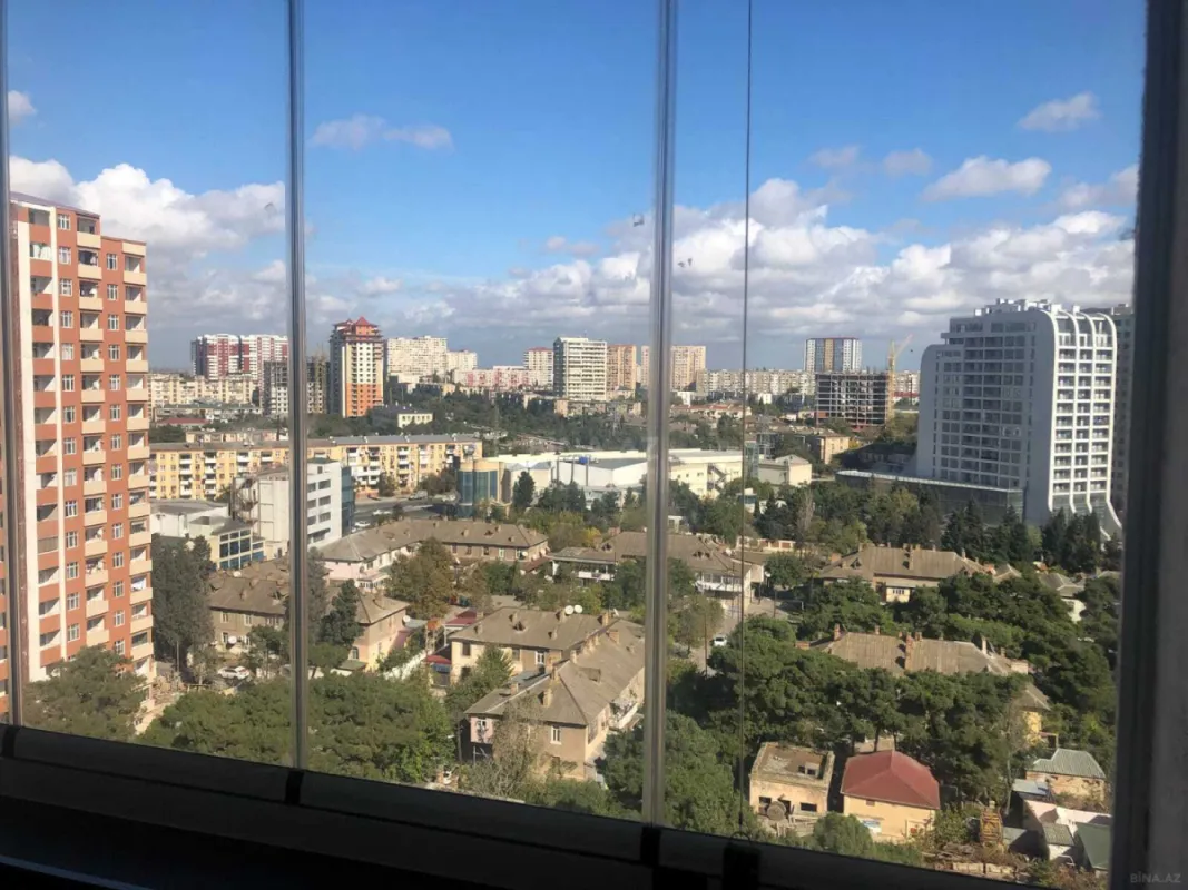 Satılır 2 otaqlı mənzil 60 m²